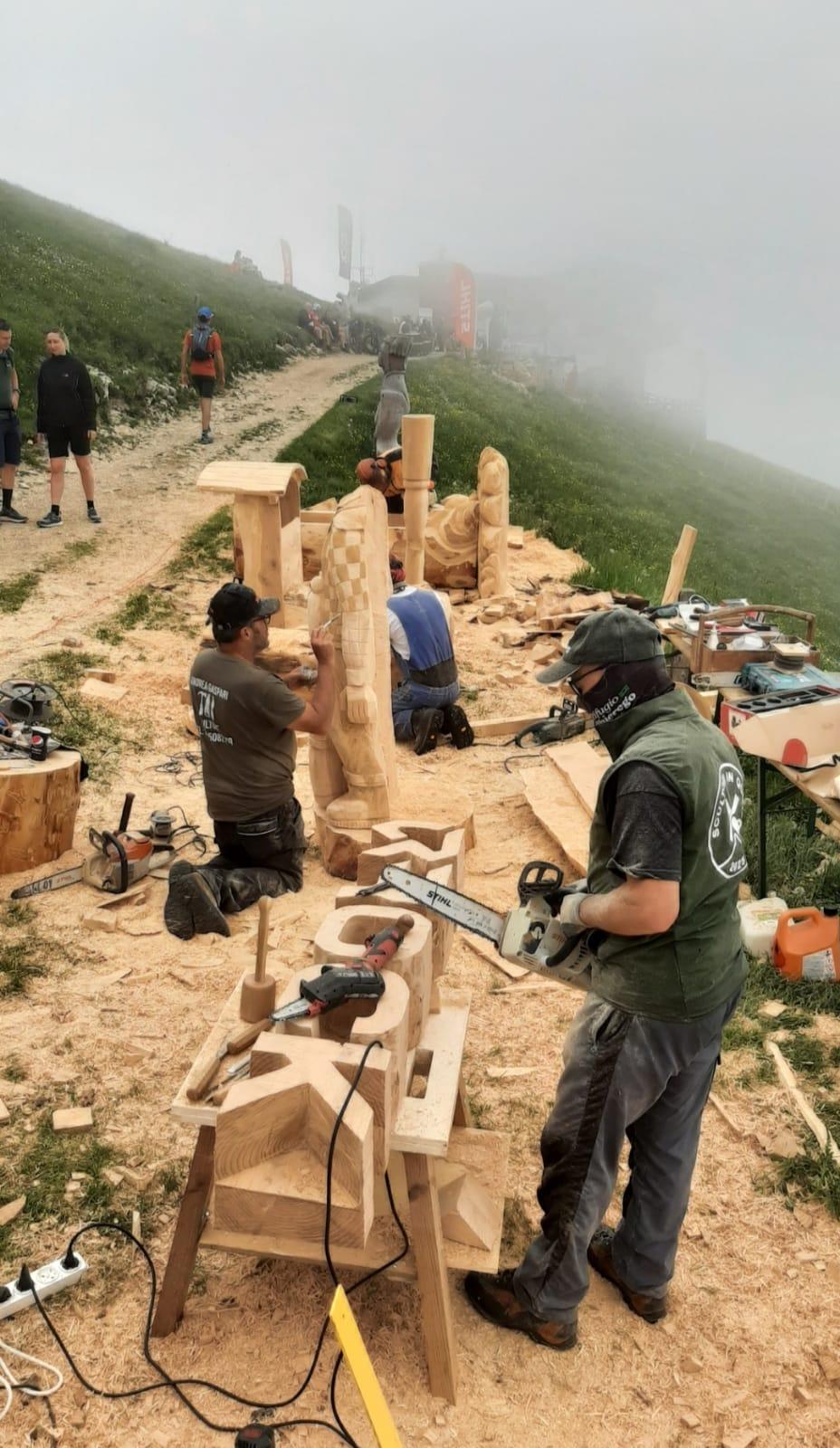 Scultori in quota. Il Simposio 2026 sul monte Baldo