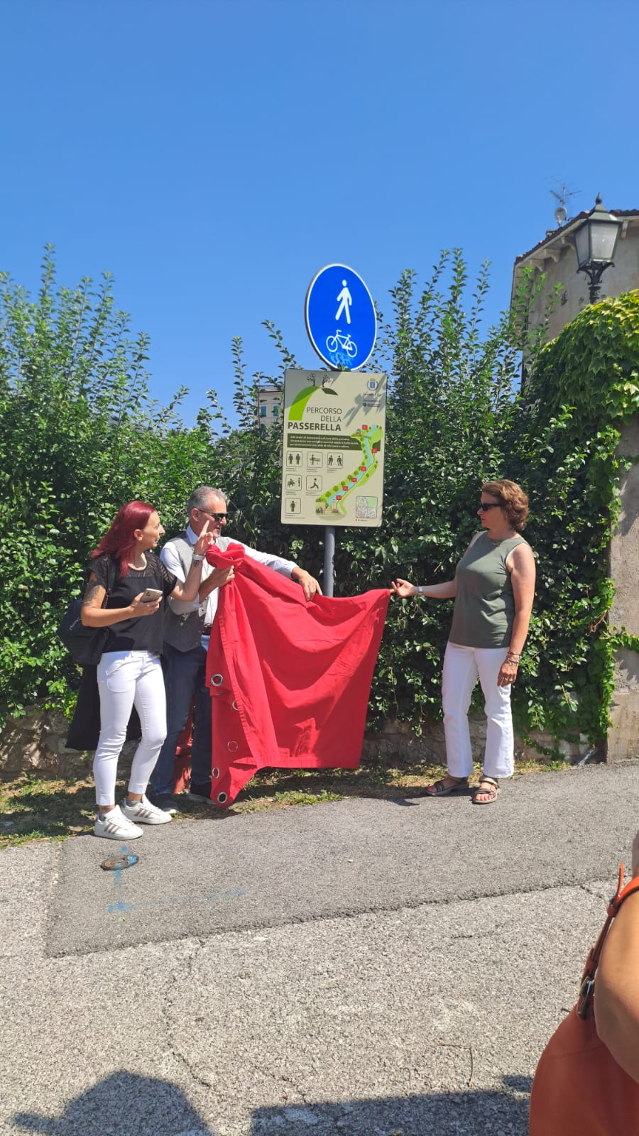 Ala, inaugurato il percorso alla passerella: stare bene passeggiando nella natura