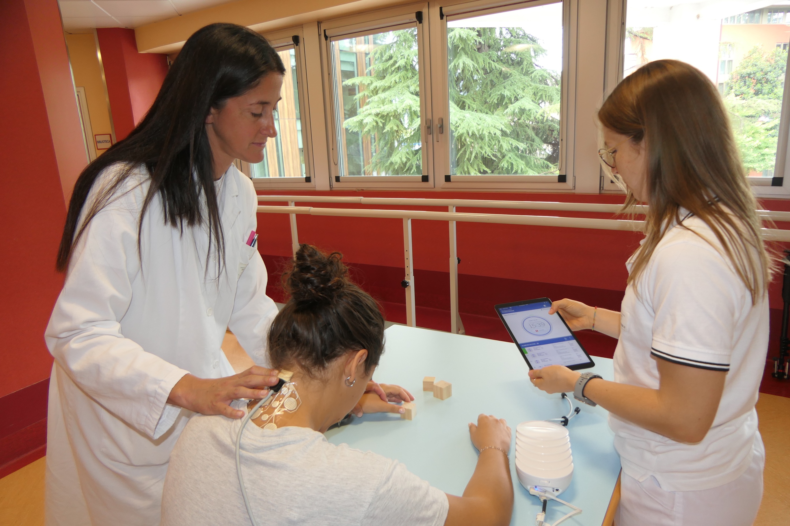 Ospedale Sacro Cuore Don Calabria, tecnologia innovativa per il recupero degli arti superiori in pazienti tetraplegici